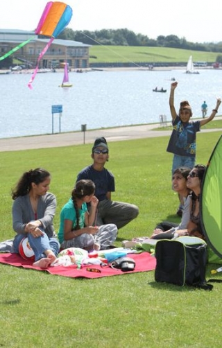  Nuestro lago rural ofrece el día perfecto